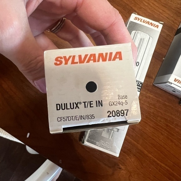 Sylvania Dulux T/E 4300 lumens 57w lightbulb set of 5 - Picture 2 of 5